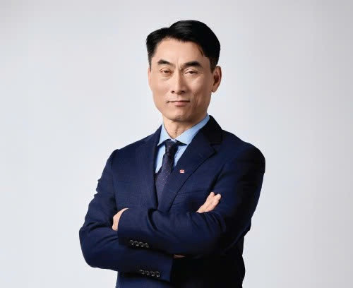 Vì sao VPBank miễn nhiệm Phó Tổng Giám đốc gắn bó hơn 10 năm?