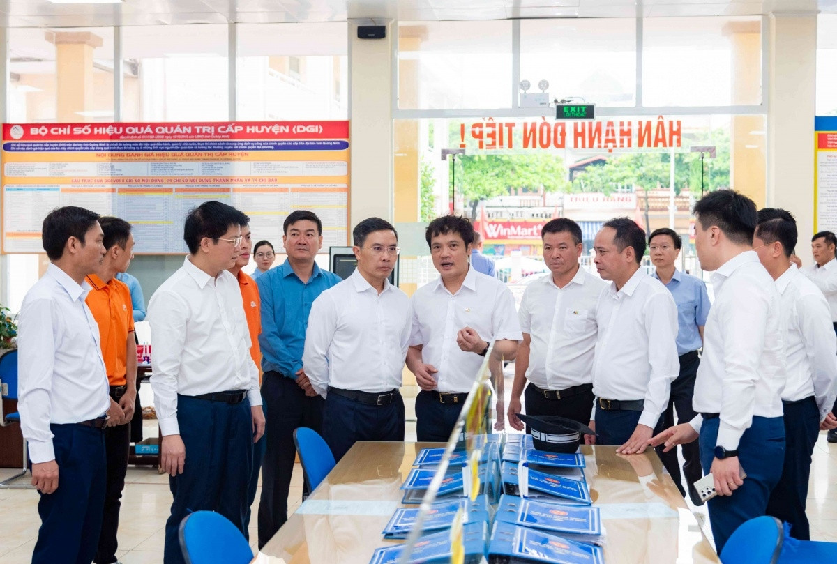 Tập đoàn FPT đồng hành cùng Quảng Ninh trên hành trình tiên phong 'sắp xếp lại non sông'