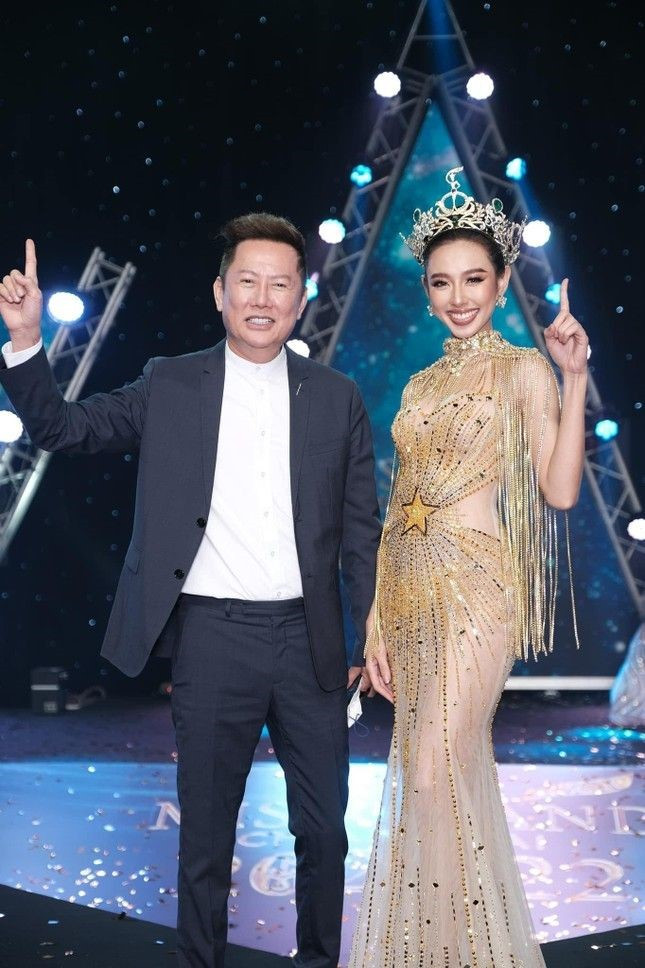 Hoa hậu Thùy Tiên bất ngờ 'xuất hiện' sau hơn 1 tháng bị Bộ Công an bắt tạm giam - ảnh 2