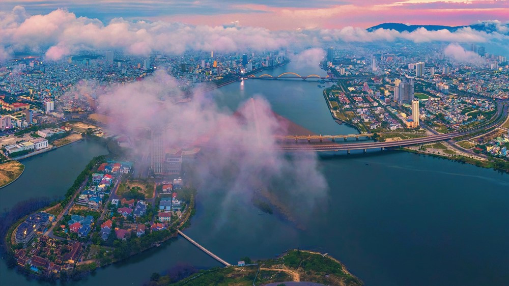 Hôm nay, Việt Nam chính thức có ‘siêu’ thành phố gần 12.000km2, sở hữu 2 sân bay quốc tế, 3 di sản thế giới được UNESCO công nhận - ảnh 3
