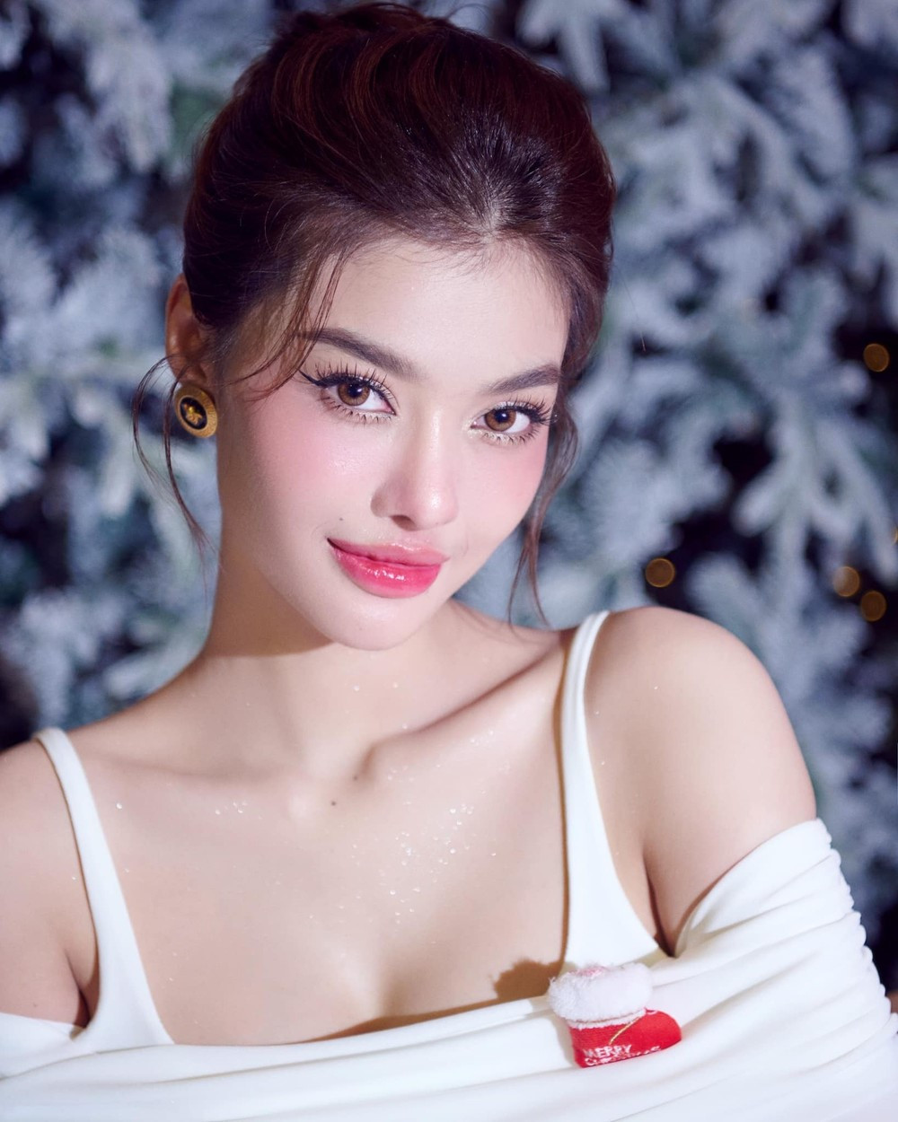 Một Á hậu ở Việt Nam cầu cứu khán giả - ảnh 3