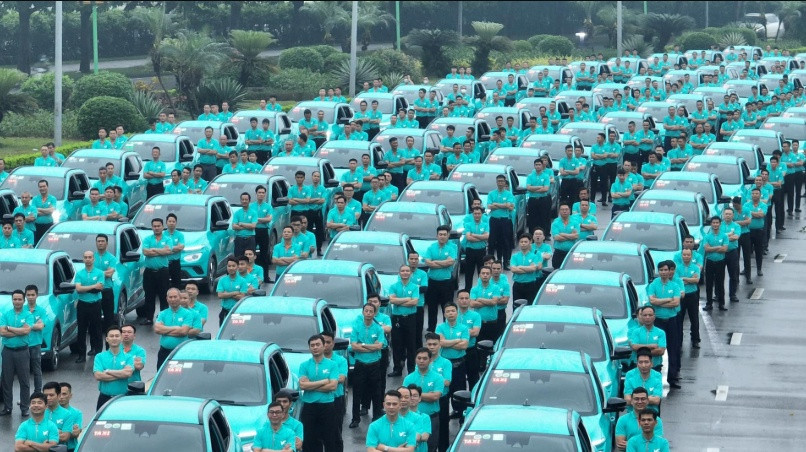 Tiến vào thánh địa của Xanh SM và Grab, hãng taxi điện non trẻ chinh phục 500.000 khách nhờ chiến lược giá, chia 90% cho tài xế