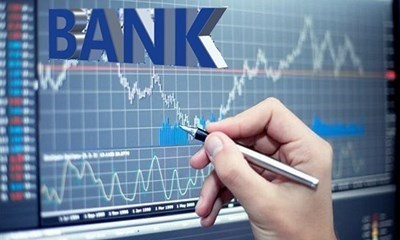 Nợ xấu ngân hàng được 'cởi trói' nhờ Luật mới: Nhà đầu tư nên gom cổ phiếu nào nửa cuối 2025?