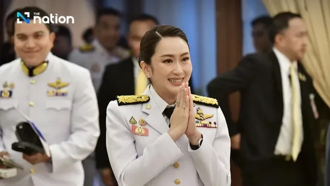 Đảng đối lập Thái Lan dừng kiến nghị bỏ phiếu bất tín nhiệm thủ tướng bị đình chỉ ảnh 1