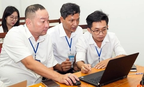 Kể từ 15/8: 2 nhóm đối tượng cán bộ, công chức sẽ được hưởng thêm 5 triệu/tháng, nên biết để lĩnh đủ