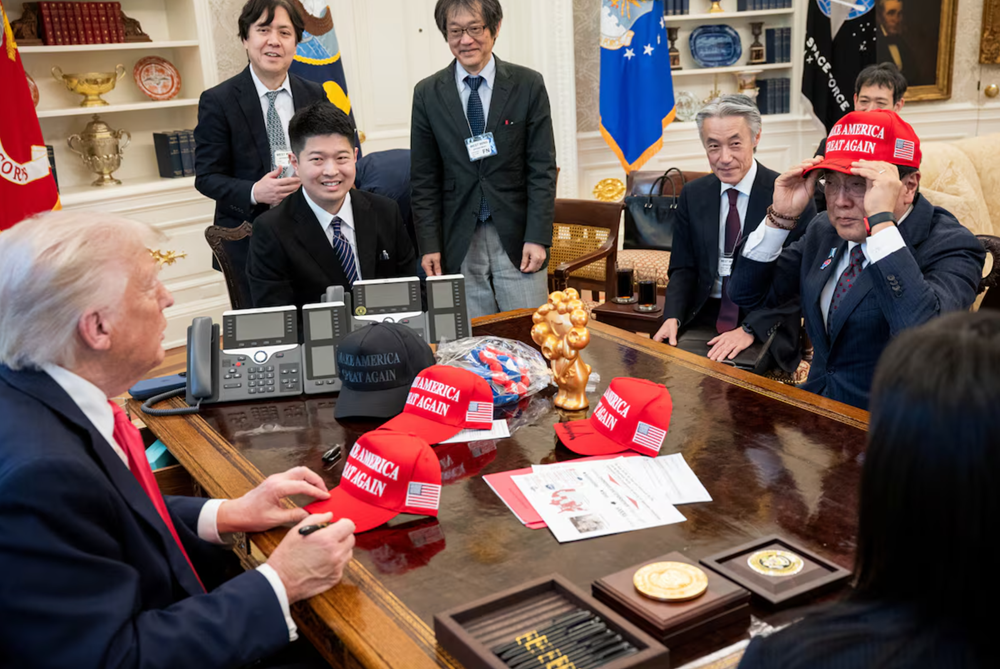 Ông Trump dọa áp thuế 35%, Nhật Bản đương đầu với kịch bản xấu nhất - ảnh 1