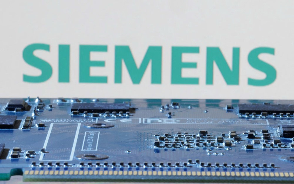 Mỹ bất ngờ gỡ bỏ lệnh cấm phần mềm chip: Tín hiệu xuống thang để hạ nhiệt căng thẳng với Trung Quốc? - ảnh 1