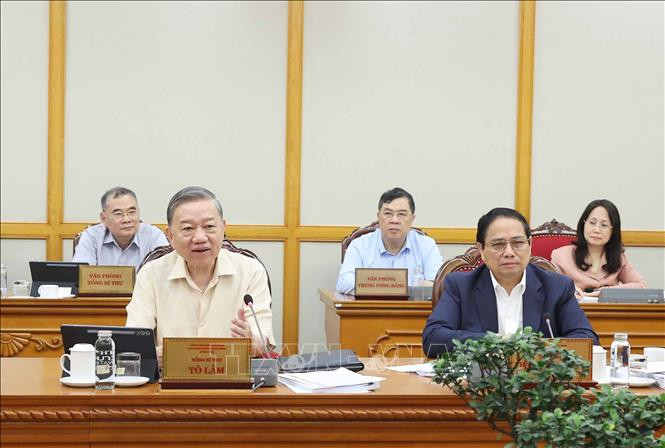 Tổng Bí thư Tô Lâm: Kịp thời tháo gỡ khó khăn, vướng mắc khi vận hành bộ máy mới- Ảnh 2. Tổng Bí thư Tô Lâm: Kịp thời tháo gỡ khó khăn, vướng mắc khi vận hành bộ máy mới- Ảnh 2.