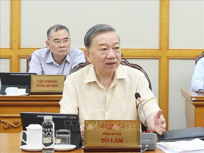 Tổng Bí thư Tô Lâm: Kịp thời tháo gỡ khó khăn, vướng mắc khi vận hành bộ máy mới- Ảnh 1. Tổng Bí thư Tô Lâm: Kịp thời tháo gỡ khó khăn, vướng mắc khi vận hành bộ máy mới- Ảnh 1.