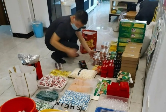 Khởi nguồn từ 2 cửa hàng, phanh phui đường dây thuốc giả 36 tỷ: Thành phần rẻ bèo nhưng ‘cộp mác’ 4.500 hộp thuốc cao cấp