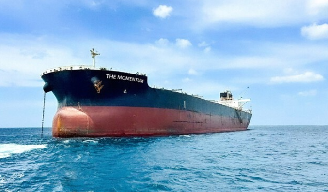 Hòa Phát ra khơi với siêu tàu 110.000 DWT: Ông Trần Đình Long mở 'mặt trận' mới, tiếp liệu thẳng vào lò cao Dung Quất