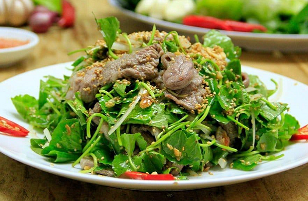 Rau dại 'bỏ làng ra phố', lên mâm nhà giàu: Giá tới 90.000 đồng/kg, tốt ngang 'nhâm sâm, thuốc bổ'