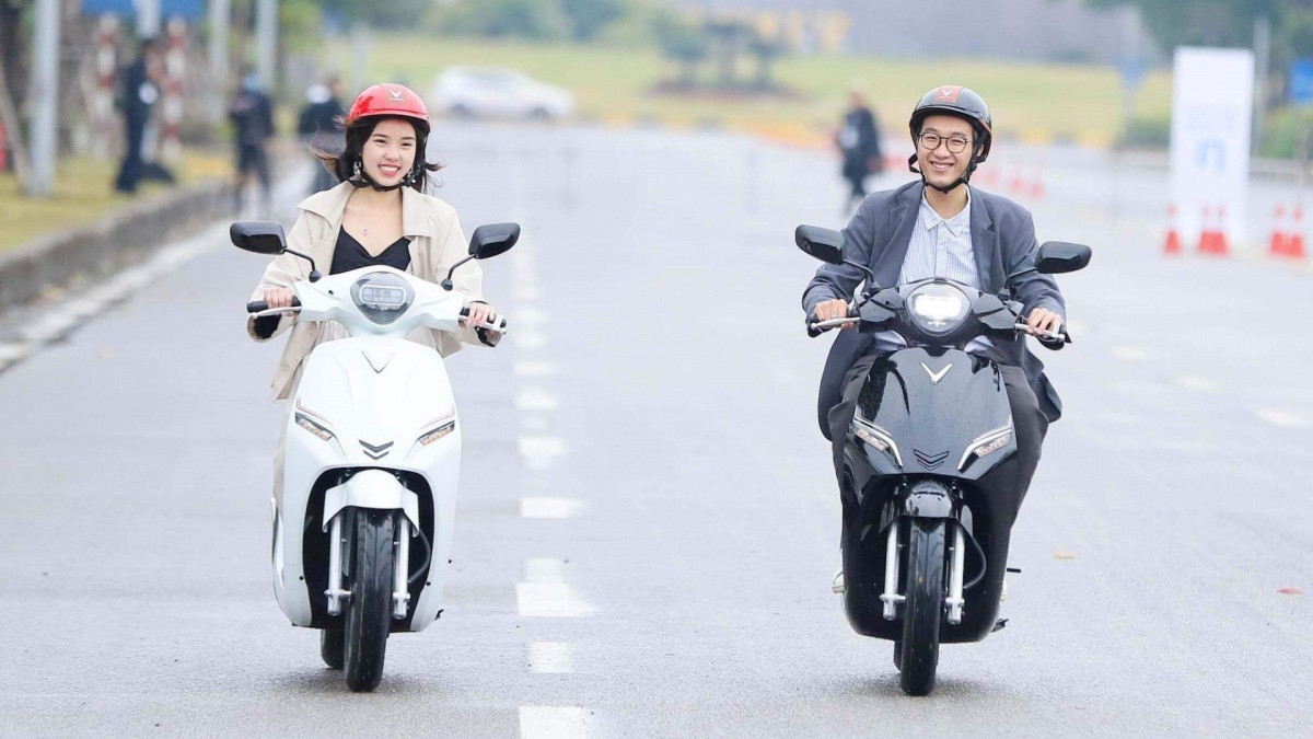 Hà Nội kiến nghị hỗ trợ người dân đổi xe máy xăng cũ lấy xe điện
