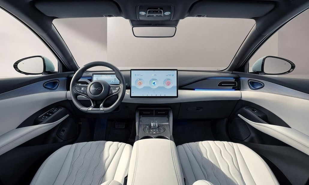 Vừa mở bán mẫu sedan đẹp hơn Toyota Camry nhưng giá chỉ 480 triệu: Thoải mái lựa chọn động cơ, tiện nghi ‘đỉnh chóp’