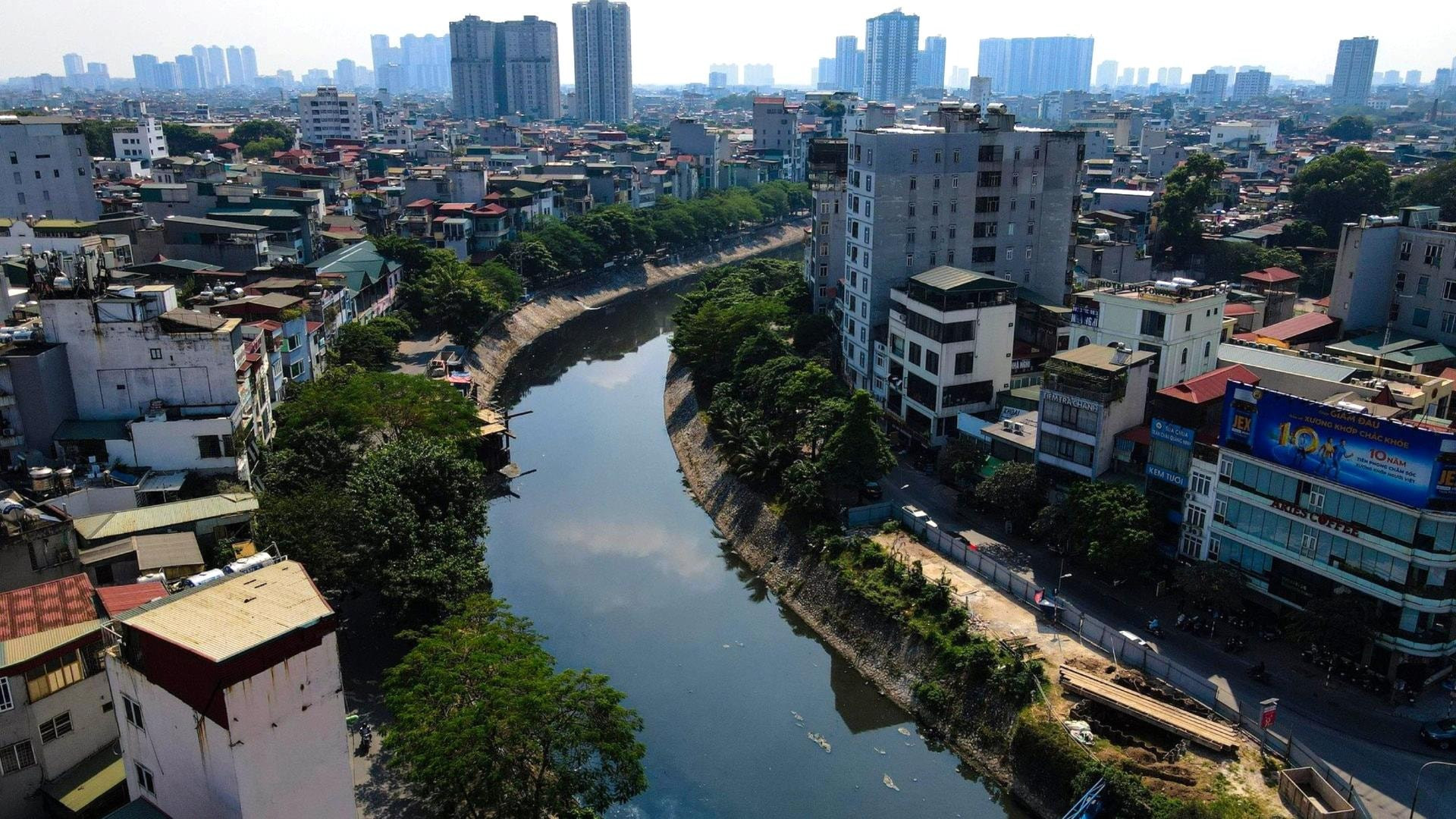 Sông Tô Lịch hiện nay. Nguồn ảnh: Tạp chí Người Hà Nội Sông Tô Lịch hiện nay. Nguồn ảnh: Tạp chí Người Hà Nội