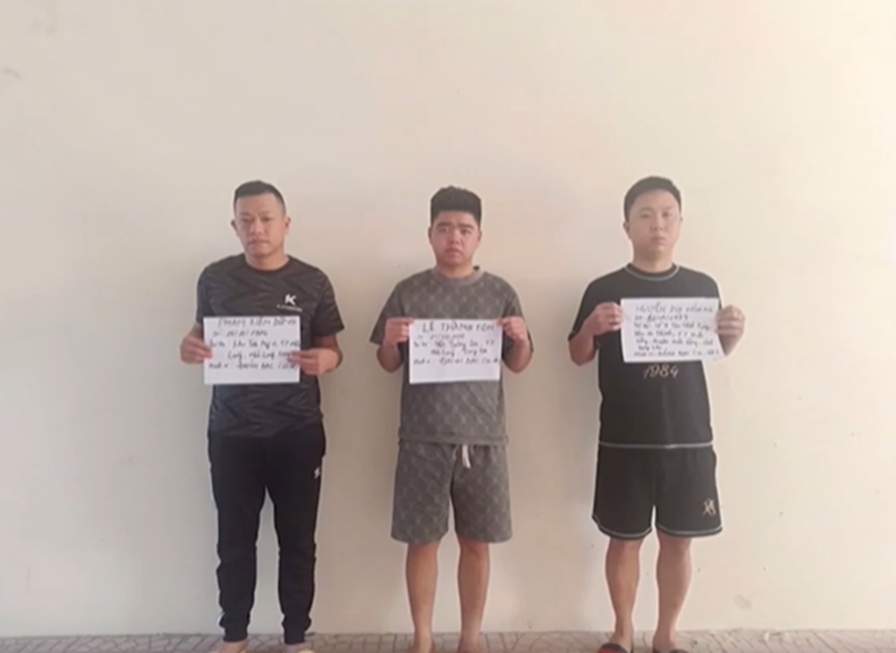 Bắt 3 người ghi lô đề - ảnh 1