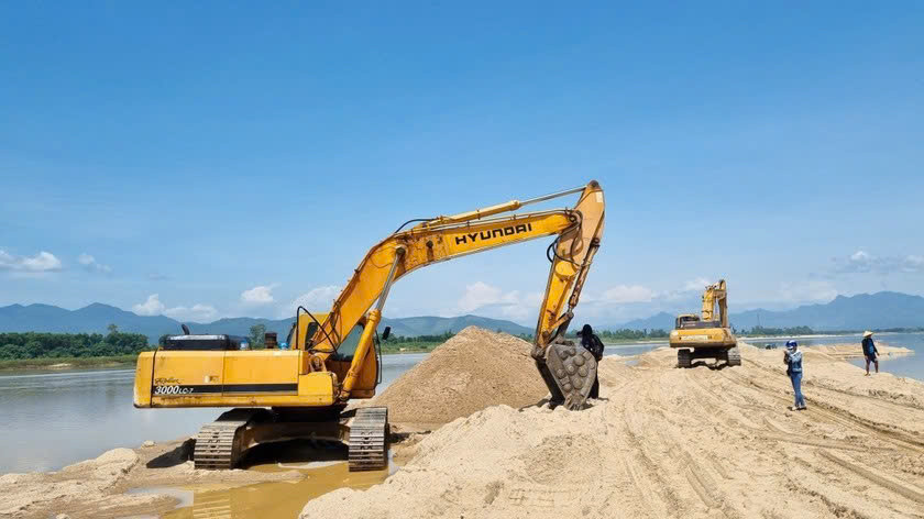 Kịp thời chấn chỉnh, khắc phục tình trạng giá vật liệu xây dựng tăng cao- Ảnh 1. Kịp thời chấn chỉnh, khắc phục tình trạng giá vật liệu xây dựng tăng cao- Ảnh 1.