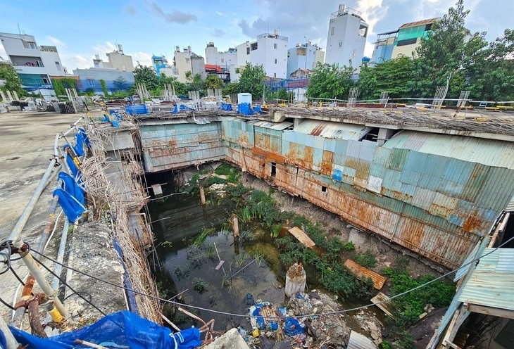 Chung cư hạng sang phong cách Mỹ ‘đắp chiếu’ gần 10 năm giữa lòng TP. HCM- Ảnh 1. Chung cư hạng sang phong cách Mỹ ‘đắp chiếu’ gần 10 năm giữa lòng TP. HCM- Ảnh 1.