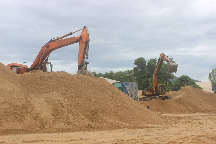 Người dân và doanh nghiệp “sốc” khi giá vật liệu xây dựng tăng phi mã