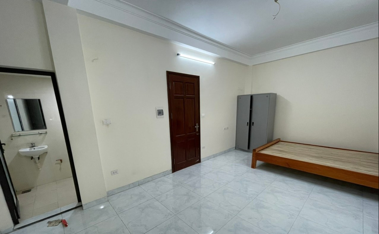Giá thuê leo thang, nhà trọ Hà Nội vẫn ‘hút hồn’ tân sinh viên- Ảnh 1. Giá thuê leo thang, nhà trọ Hà Nội vẫn ‘hút hồn’ tân sinh viên- Ảnh 1.
