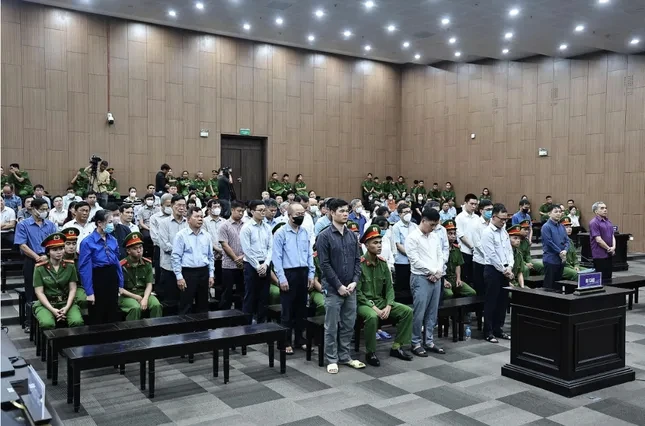 Nhìn lại những diễn biến đáng chú ý tại phiên xét xử vụ Tập đoàn Phúc Sơn trước ngày tòa tuyên án ảnh 1