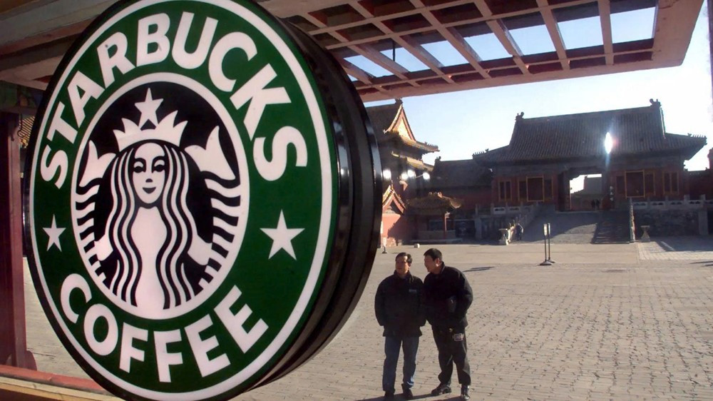 Mất 60% thị phần dù từng là bá chủ, Starbucks tháo chạy khỏi thị trường tỷ dân? - ảnh 1