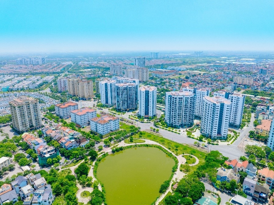 Hai tòa căn hộ Jardin De Joie thuộc tổ hợp căn hộ Le Grand Jardin với giao thông tiện lợi, không gian sống xanh, đa tiện ích đáp ứng nhu cầu ở thực với chất lượng cuộc sống cao. Hai tòa căn hộ Jardin De Joie thuộc tổ hợp căn hộ Le Grand Jardin với giao thông tiện lợi, không gian sống xanh, đa tiện ích đáp ứng nhu cầu ở thực với chất lượng cuộc sống cao.