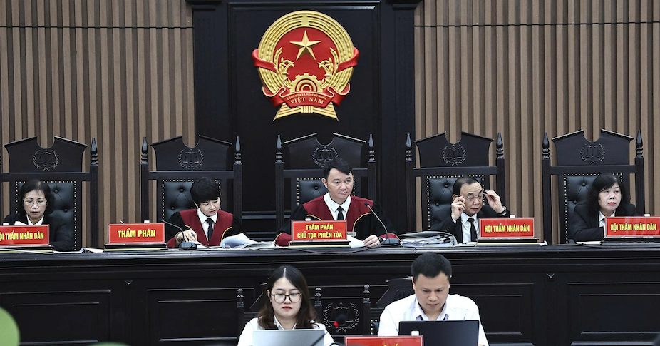 Vụ Tập đoàn Phúc Sơn và chuyện suy thoái lối sống, hành xử của một bộ phận cán bộ