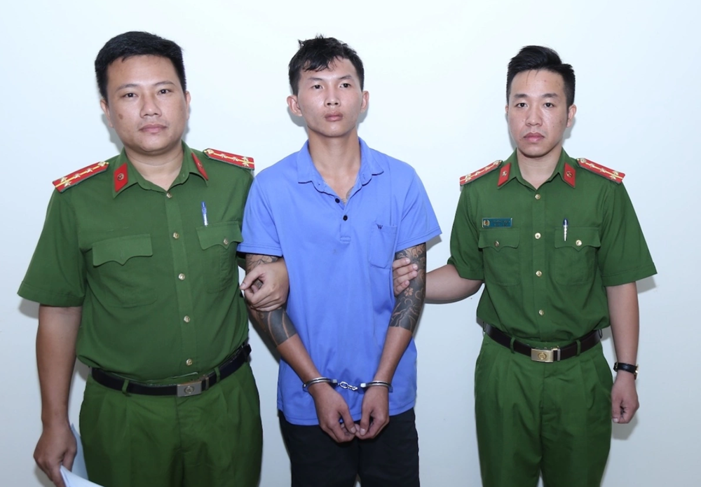 Bắt khẩn cấp Hoàng Thành Công, 20 tuổi - ảnh 1