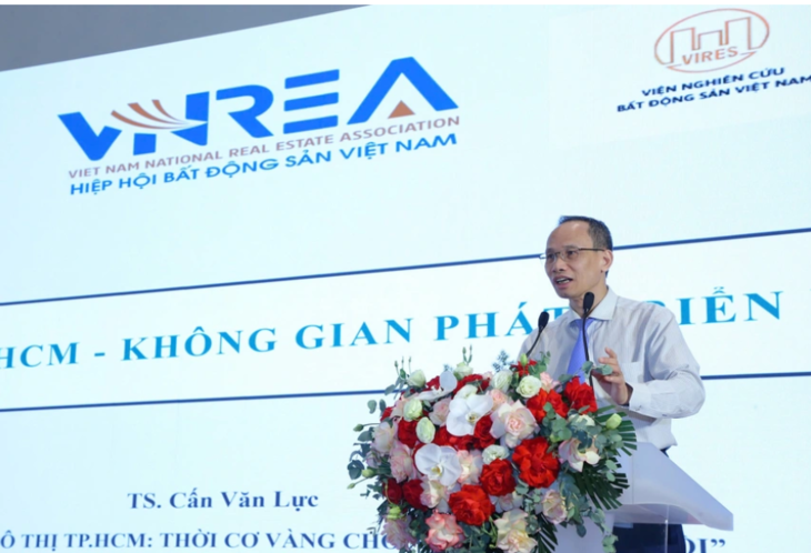 TS. Cấn Văn Lực: TP.HCM cần phát triển thành 'Siêu đô thị đa trung tâm' kết nối vùng như Seoul, Thượng Hải