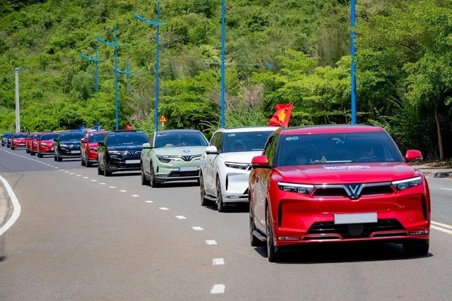 Gần 3 năm sau quyết định từ bỏ xe xăng, VinFast đứng trước cơ hội tái định hình ngành giao thông Việt Gần 3 năm sau quyết định từ bỏ xe xăng, VinFast đứng trước cơ hội tái định hình ngành giao thông Việt