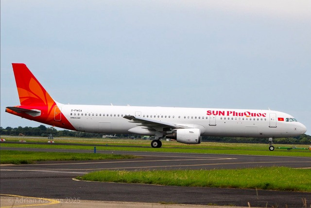 Lộ diện chiếc máy bay đầu tiên của hãng hàng không mới tại Việt Nam- Ảnh 1. Lộ diện chiếc máy bay đầu tiên của hãng hàng không mới tại Việt Nam- Ảnh 1.