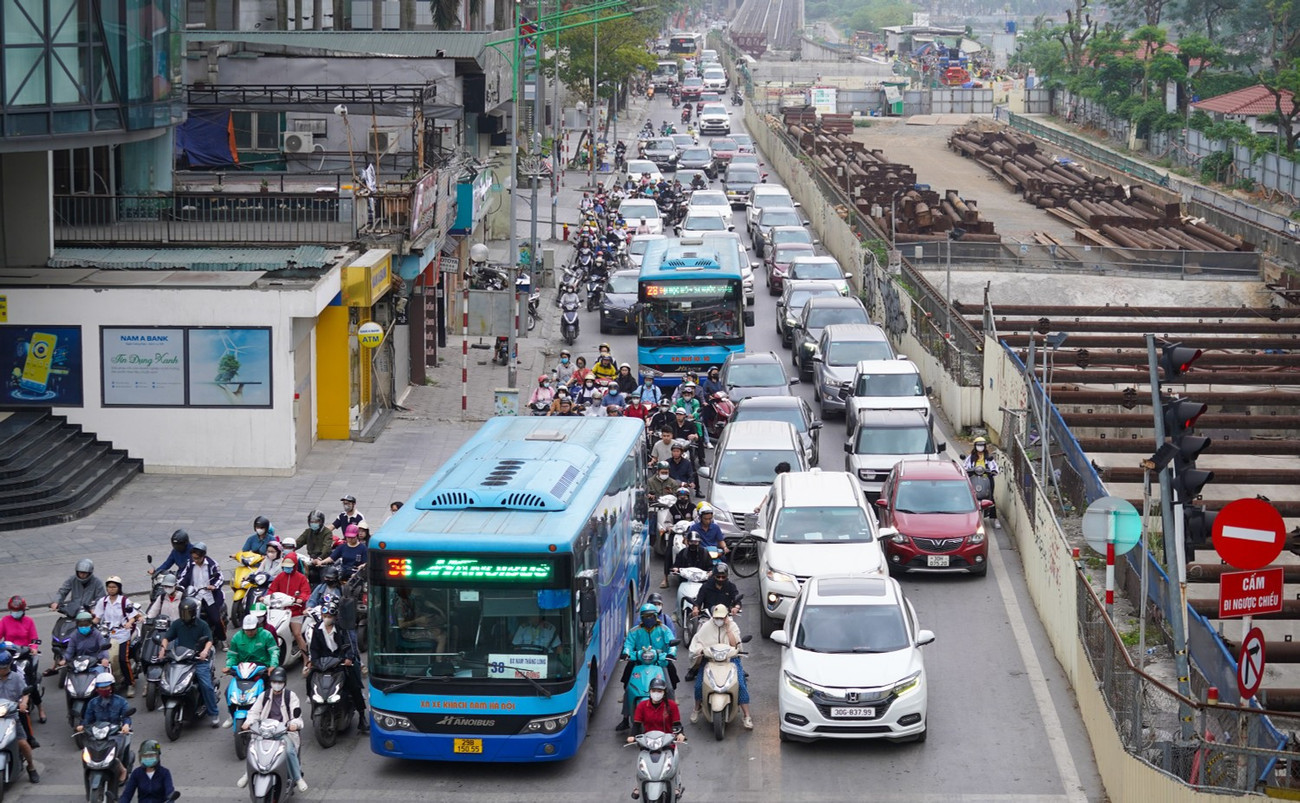 tac-duong-ha-noi.jpg