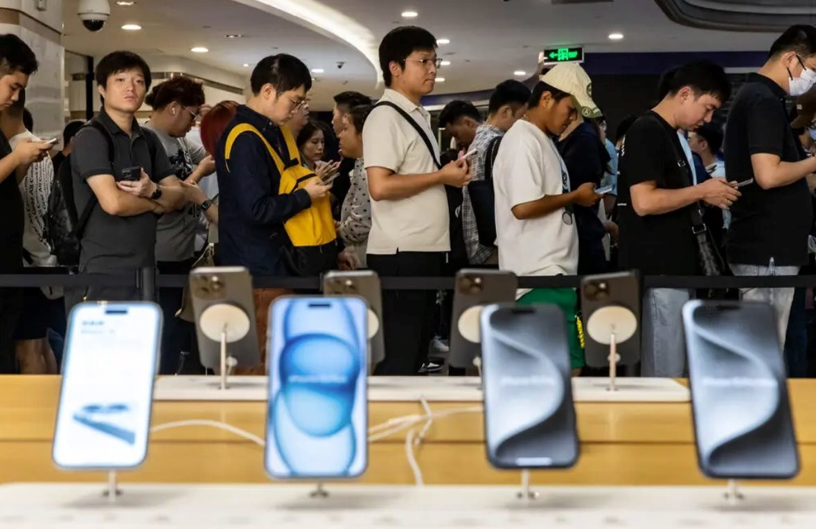 Trung Quốc chi 42 tỷ USD kích cầu tiêu dùng, Việt Nam có một 'nhà bán lẻ vĩ đại' đang đi xa hơn