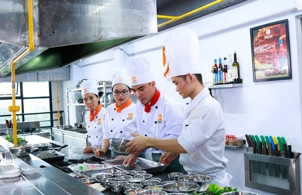 Ngành học mang tính ứng dụng cao, chỉ 1,5 năm là xong, không lo AI ‘tranh việc’: Lương lên tới 50 triệu/tháng, doanh nghiệp ‘trải thảm đỏ’ mời làm