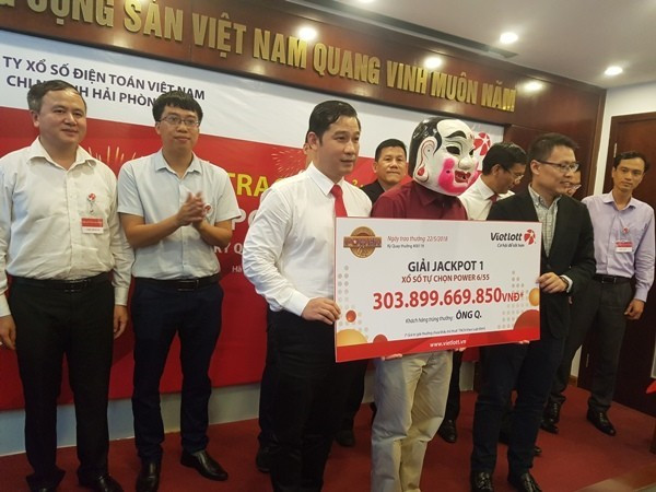 Những người dân bỗng thành tỷ phú nhờ giải độc đắc kỷ lục của Vietlott - ảnh 4