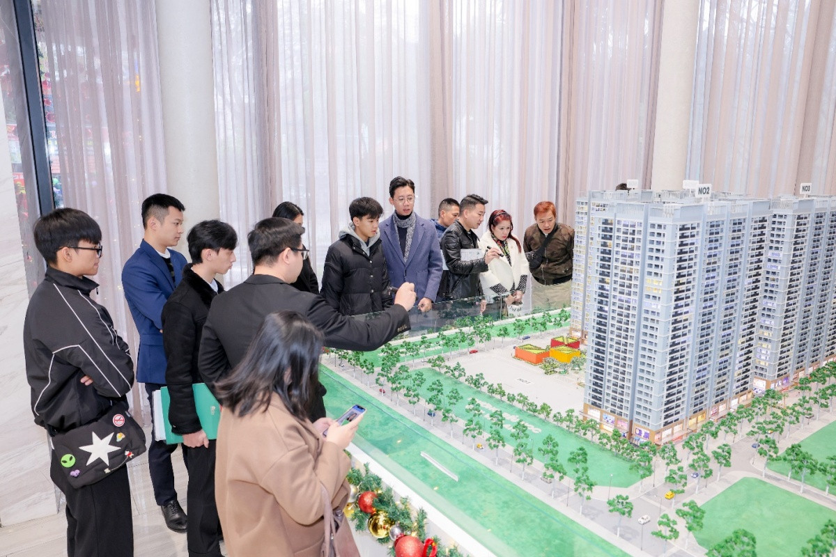 Thị trường bất động sản nửa cuối 2025: Cung tăng, giá cao, nhà đầu tư cần lưu ý gì?