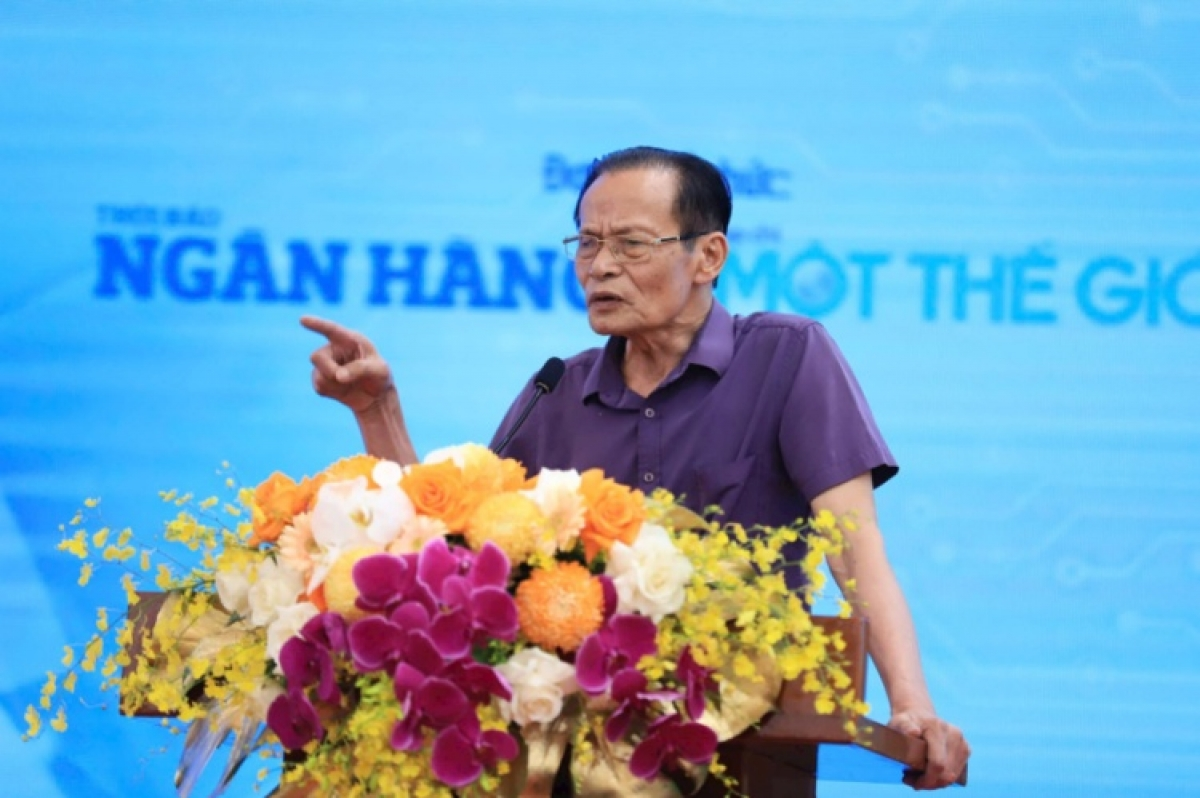 TS Lê Xuân Nghĩa: Không thể tiếp tục đào tạo AI một cách rón rén và chờ đợi người tài tự tìm đến