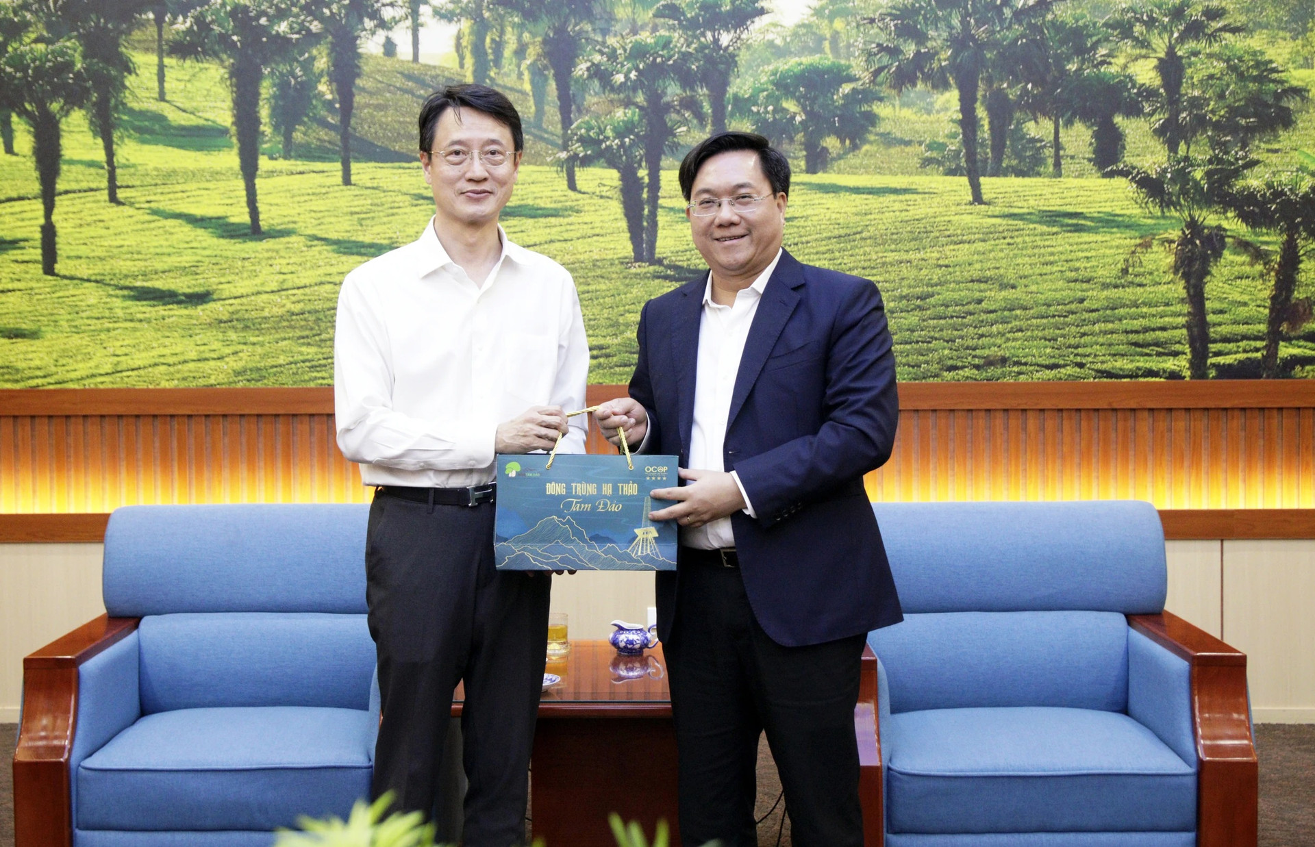 Hình ảnh tại buổi làm việc. Nguồn ảnh: Báo Phú Thọ