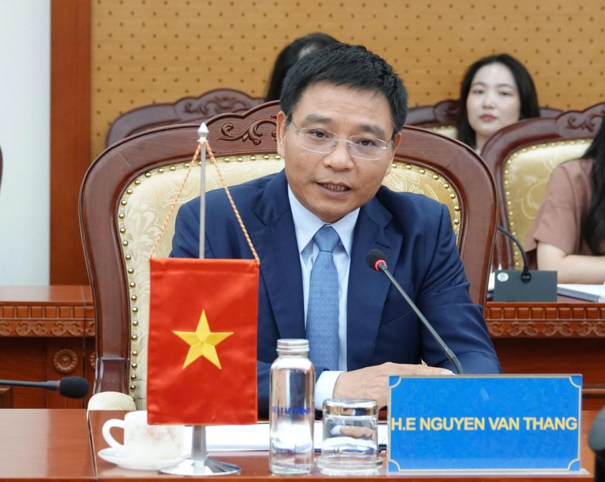 Bộ trưởng Bộ Tài chính: TTCK Việt Nam tiệm cận chuẩn mực quốc tế, tạo đà thu hút dòng vốn ngoại