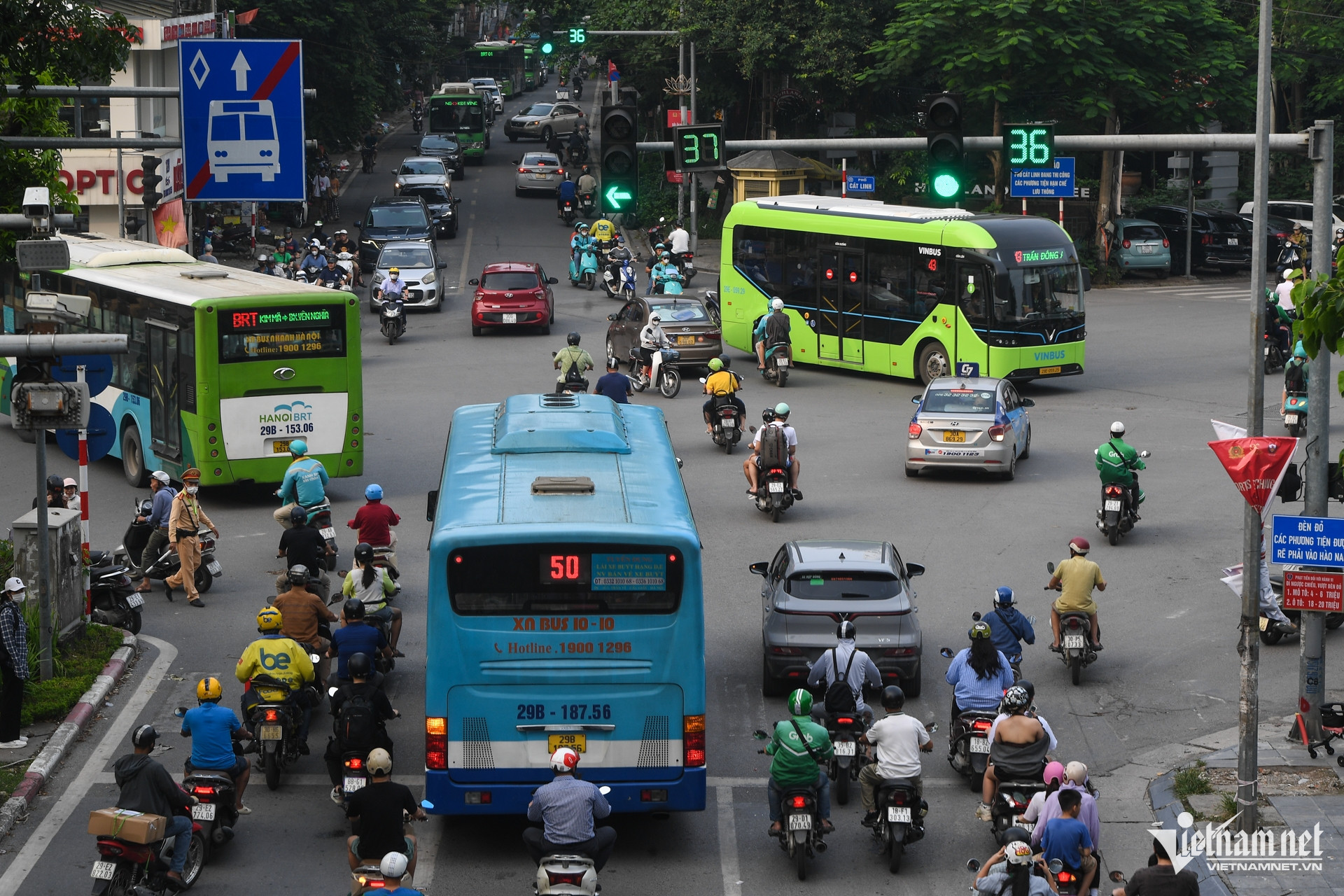 W-giao thong phuong tien cong cong 38.jpg