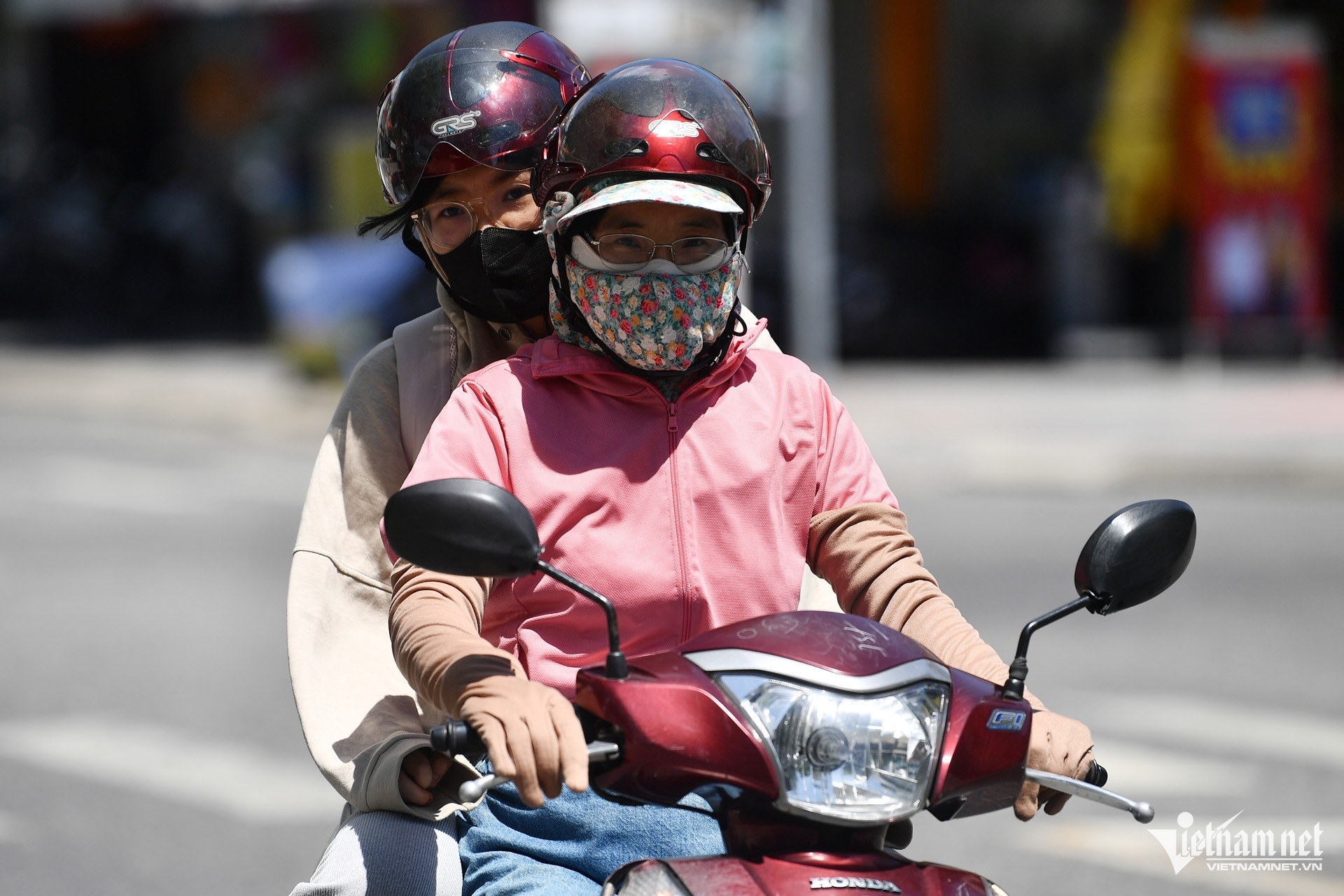 W-nang-nong-N.Khanh.jpg