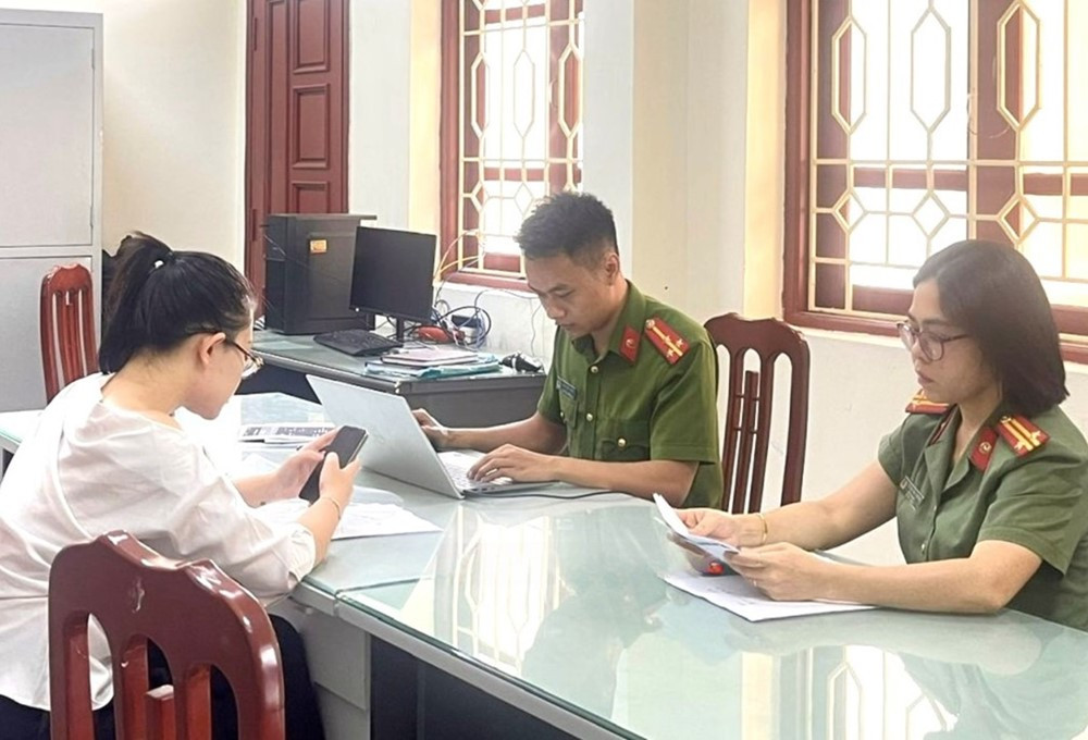 Một sinh viên đại học tại Hà Nội bị công an xử phạt - ảnh 1