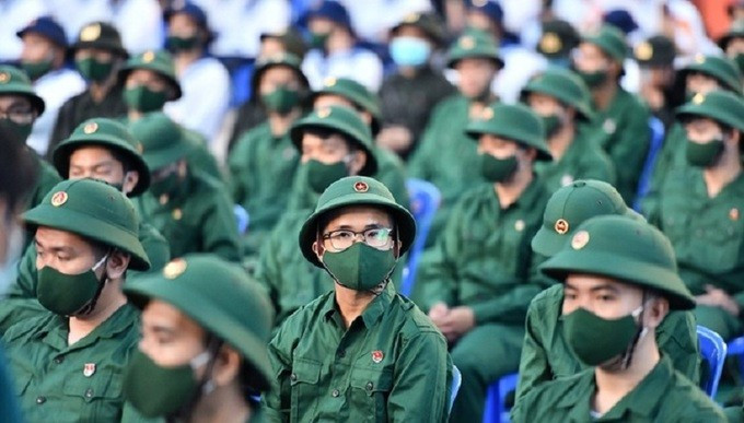 Bộ Quốc phòng phản hồi việc xem xét tạm hoãn nghĩa vụ quân sự đối với công dân vừa tốt nghiệp THPT - ảnh 1