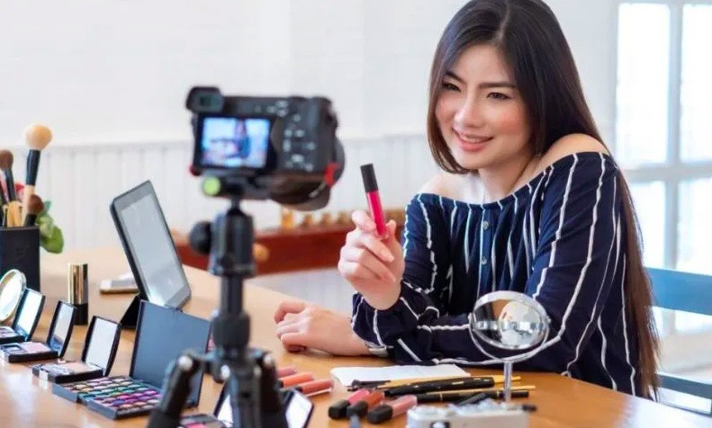 Kể từ năm 2026, KOL/KOC livestream phải học điều này mới được lên sóng bán hàng