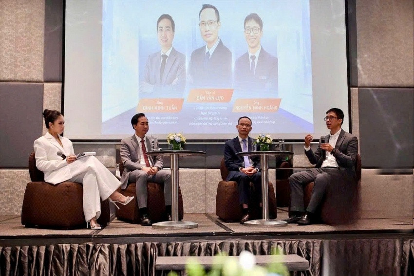 Chuyên gia VFS: VN-Index đang khởi động một ‘mega uptrend’ với định giá P/E hấp dẫn