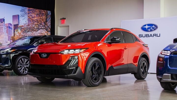 Mẫu crossover thuần điện 'dựa lưng' Toyota, mang đường nét cơ bắp bo tròn, muốn đánh bại Hyundai Kona Electric