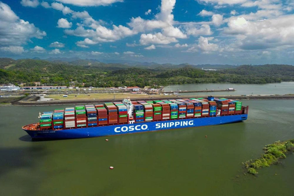 Tỷ phú Lý Gia Thành bán cảng Panama cho Mỹ: Trung Quốc ra ‘tối hậu thư’, hơn 40 cảng biển toàn cầu nín thở - ảnh 1