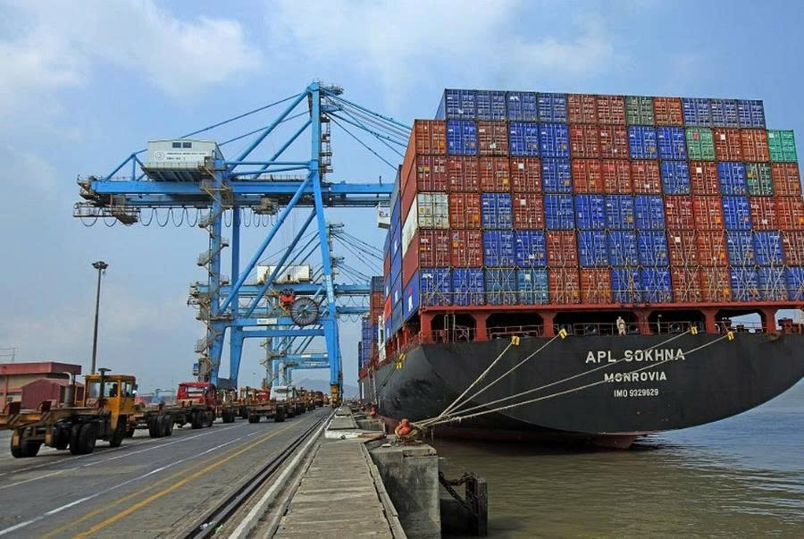 Nền kinh tế số 1 Đông Nam Á thẳng tay chặn hàng hóa trung chuyển sau thỏa thuận với Mỹ - ảnh 1