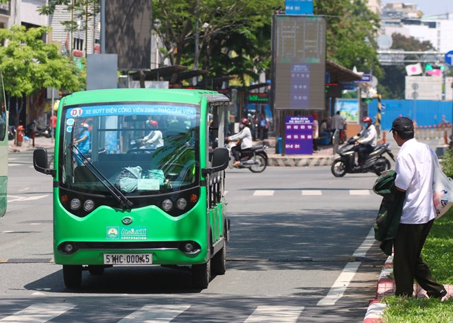 Hà Nội tăng độ phủ một phương tiện trước khi cấm hoàn toàn xe xăng đi vào Vành đai 1
